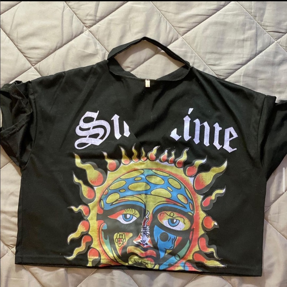 v-neck cut crop top